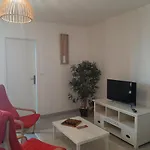 T2 Confort Centre-ville Vieux-boucau Avec Parking Privatif Et Proche Des Plages - Fr-1-239-926 * Vieux-Boucau-les-Bains